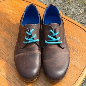 NEW John Fluevog Leather Derby Oxfords with Teal Laces